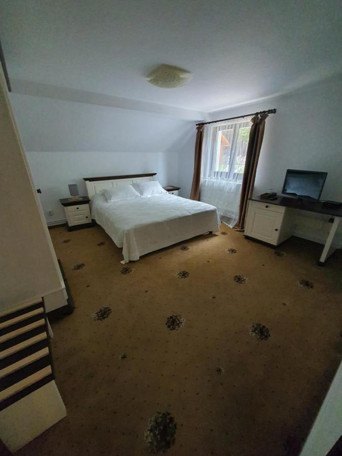 Casa Sofia Bucovina Hotell Ciumirna Eksteriør bilde